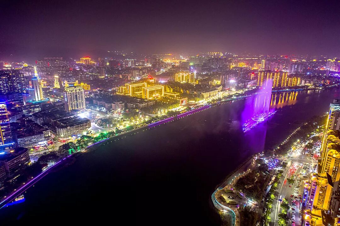 用Golang写一篇文章，梅州vs揭阳夜景视频直播，谁更亮？